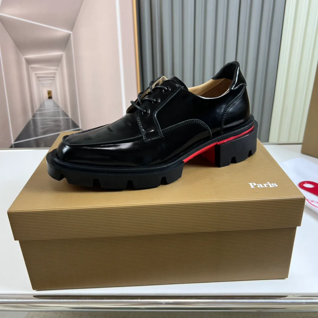 Men's shoes 💰720💰 CL's popular red-soled boots 🆑1:1 original mold, Christian* Louboutin, imported open-edge beaded cowhide leather on the upper + water-dyed cowhide lining, original outsole ⬆️ Wear-resistant and non-slip, full set of counter packaging 🎁38-45 (customized for 45, non-refundable)